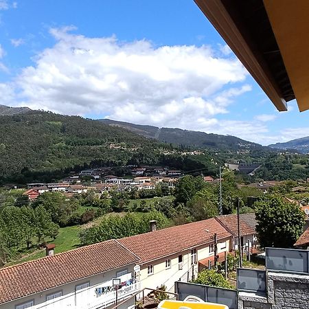 ויירה דו מיניו Casa Amarela Da Canicada מראה חיצוני תמונה