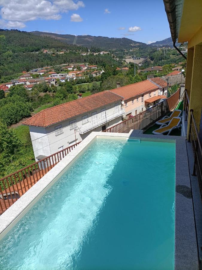 ויירה דו מיניו Casa Amarela Da Canicada מראה חיצוני תמונה
