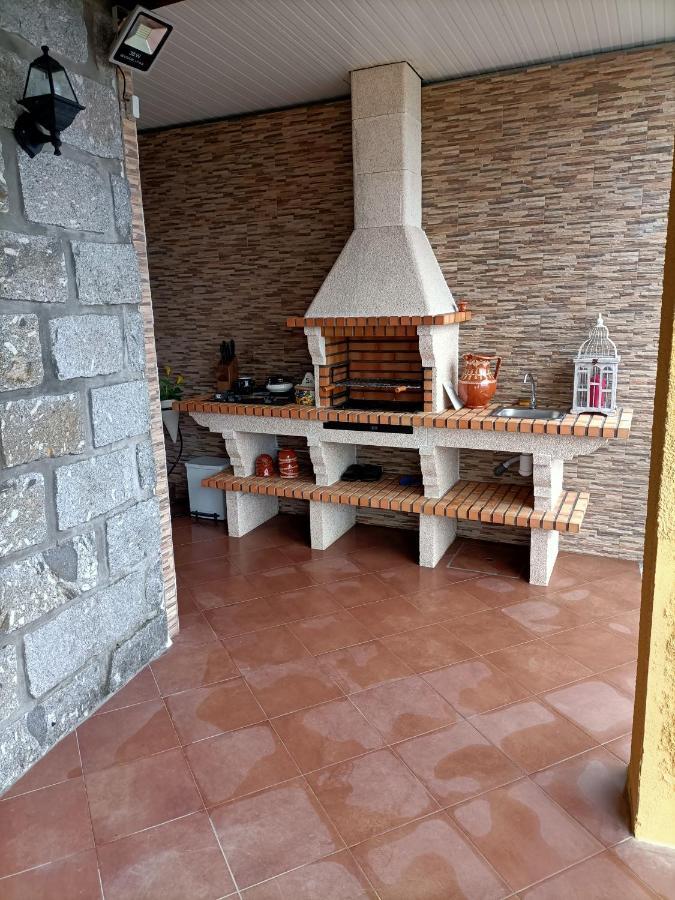 ויירה דו מיניו Casa Amarela Da Canicada מראה חיצוני תמונה