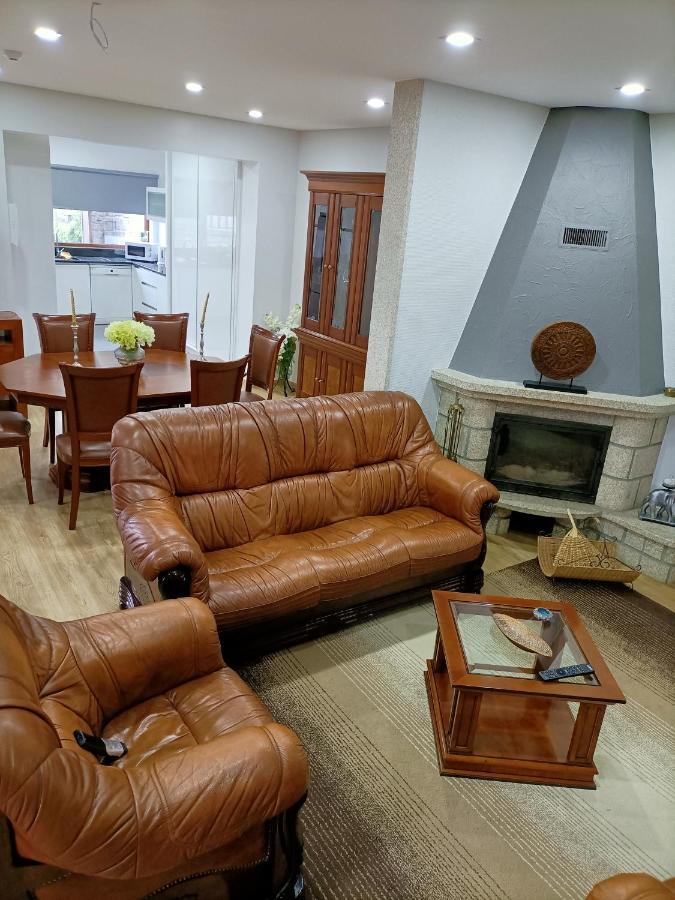 ויירה דו מיניו Casa Amarela Da Canicada מראה חיצוני תמונה